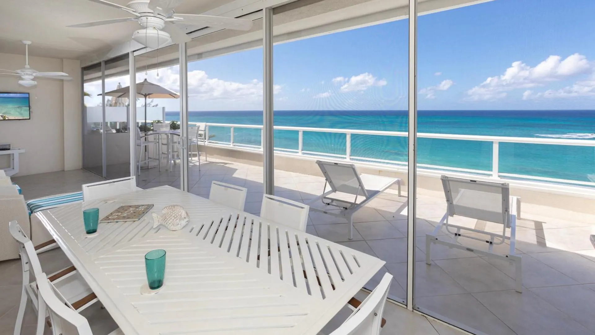 Apartment South Bay Beach Club 34 - 3 Bedroom 2 Bathroom Unit George Town