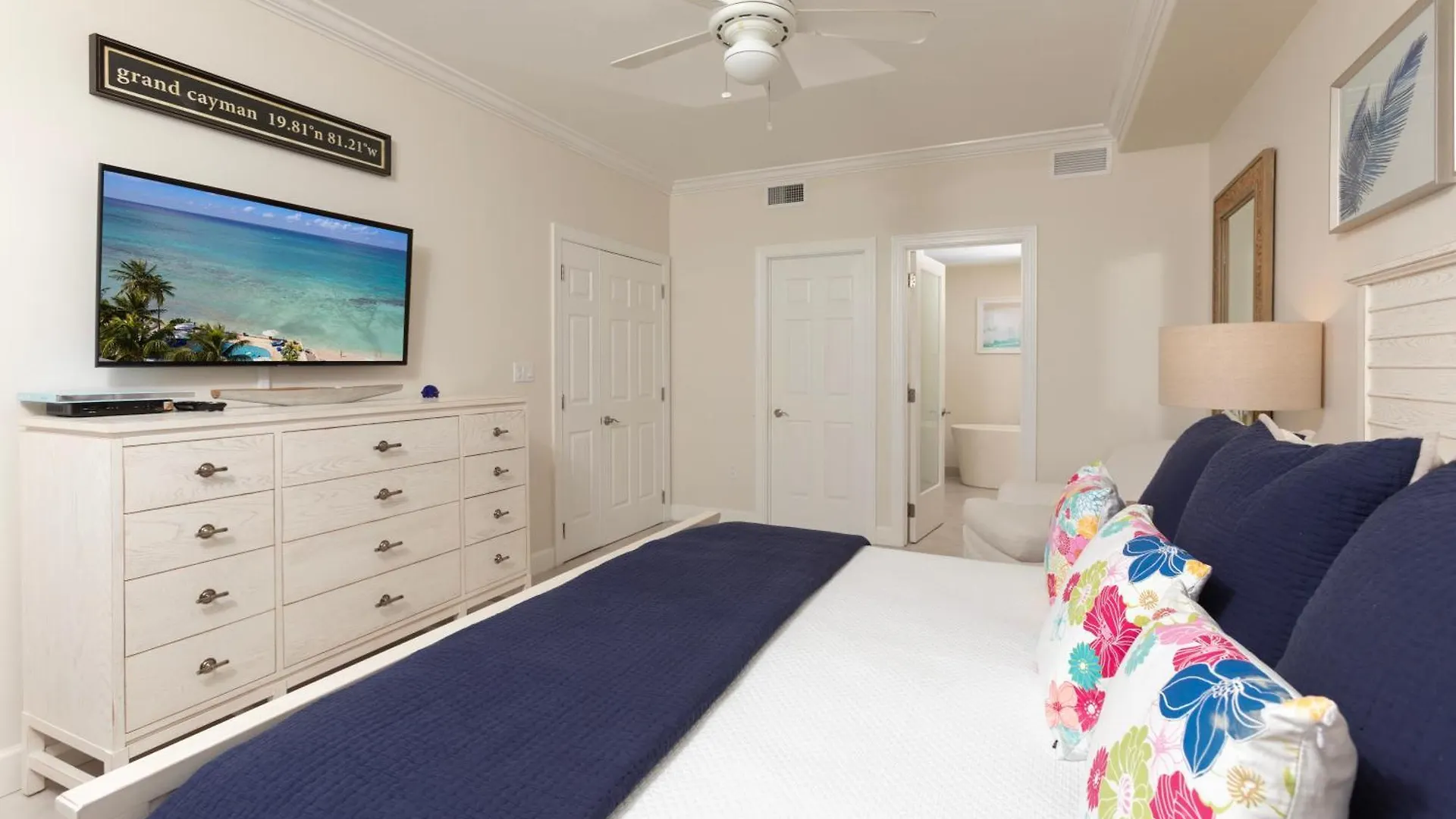South Bay Beach Club 34 - 3 Bedroom 2 Bathroom Unit George Town