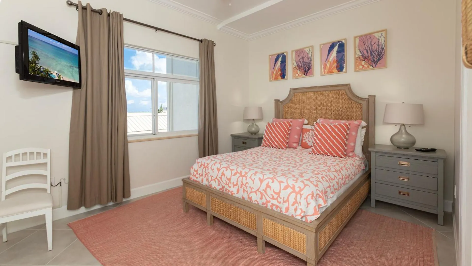 South Bay Beach Club 34 - 3 Bedroom 2 Bathroom Unit George Town